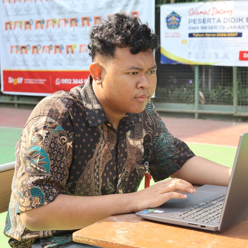 Kegiatan ekstrakurikuler Informatika dan Teknologi SMA Negeri 73 Jakarta