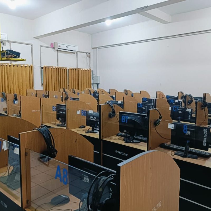 Laboratorium Komputer SMA Negeri 73 Jakarta